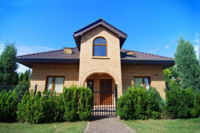 Willa Bursztynowa 3, Poddąbie